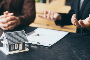 People discussing property management