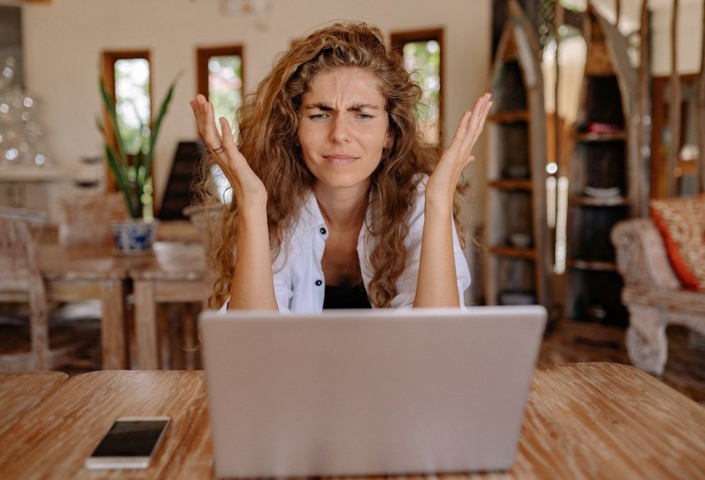 Frustrated landlord dealing with bad property management company in LA