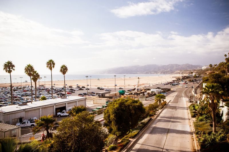 santa monica beach area