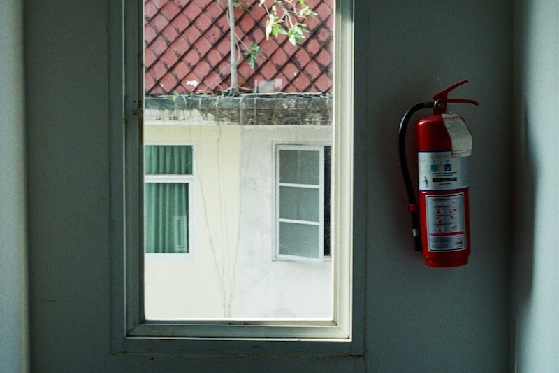 Landlords provide fire extinguishers for rental properties in california